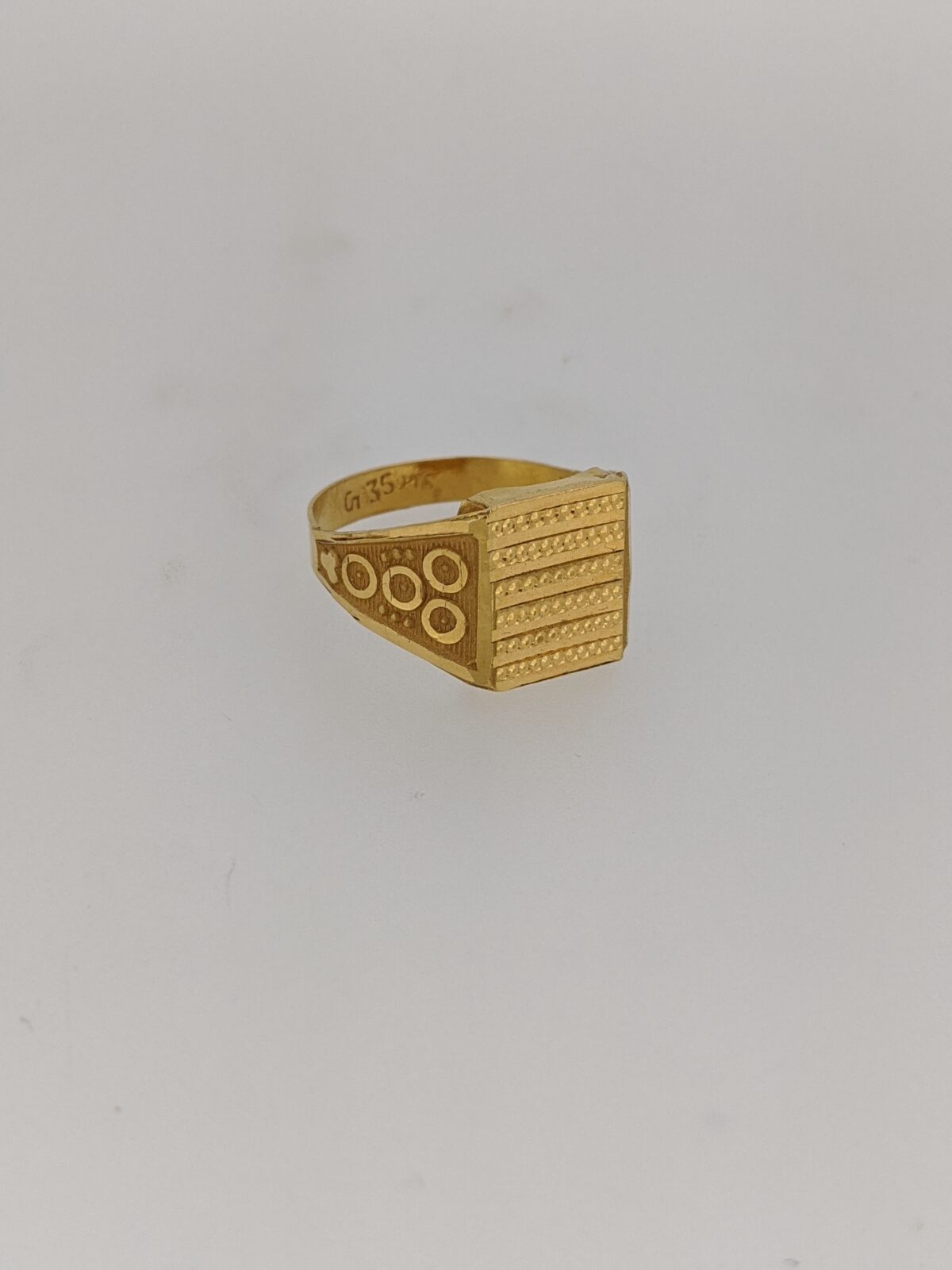 RING:19895